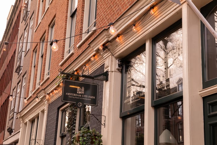 Photo 44 of Van Reedestraat 235