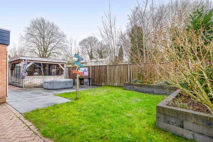 Foto 27 van Meester J. Henderikxstraat 81