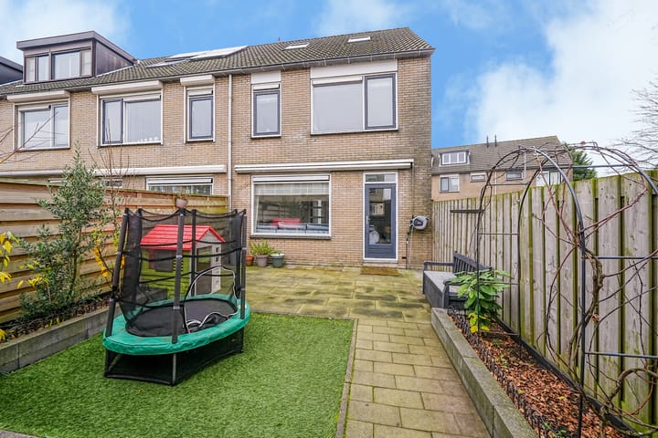 Foto 34 van Merbaustraat 21