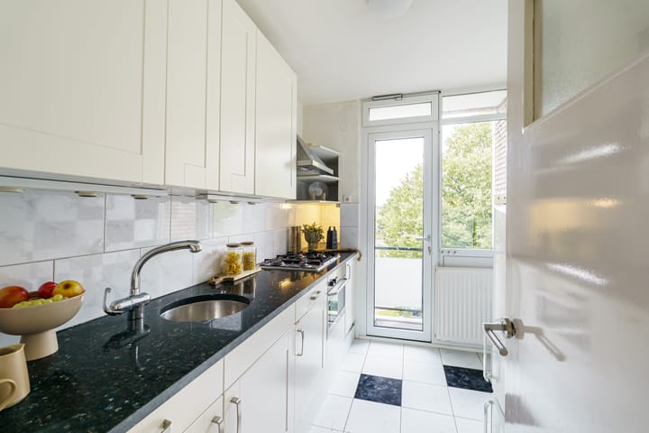 Photo 17 of Valkenburgerplein 4-II