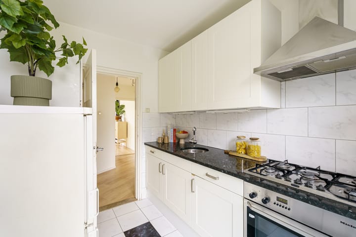 Photo 18 of Valkenburgerplein 4-II