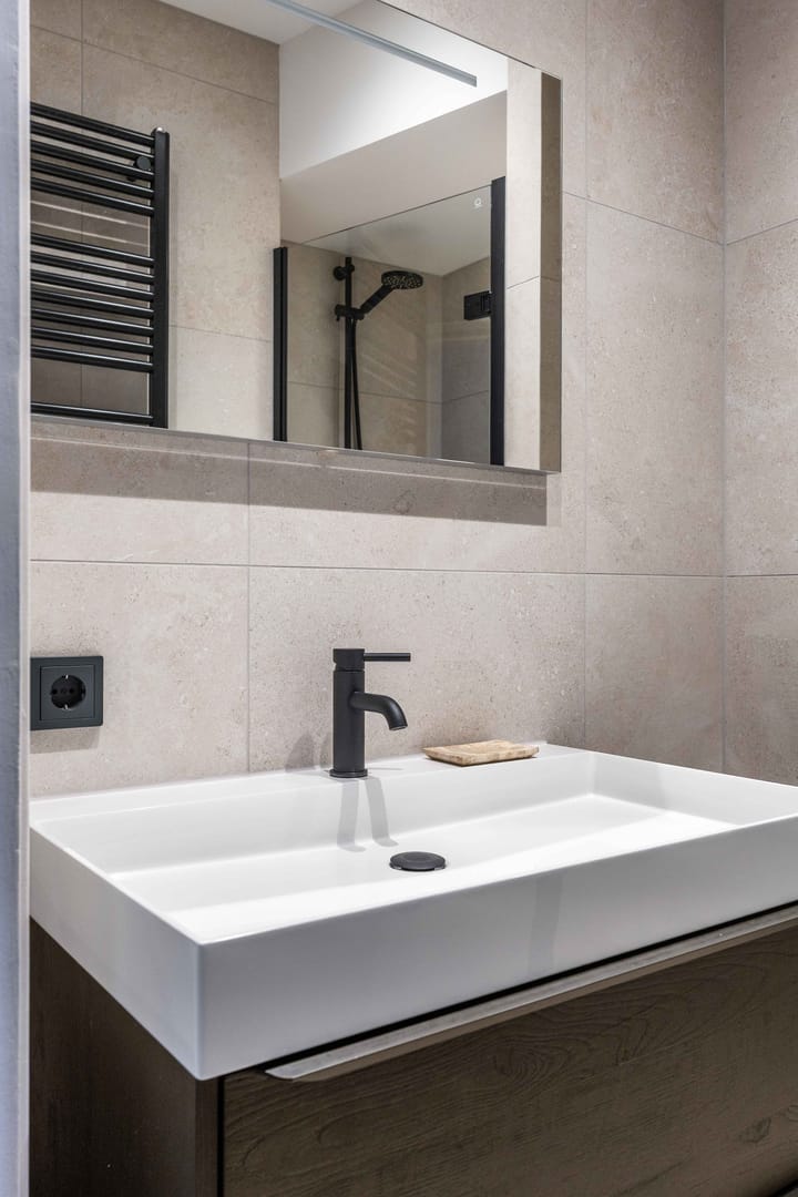 Photo 34 of Donderslaan 144