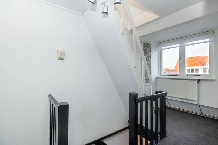 Foto 36 van Wethouder Robaardstraat 30-A