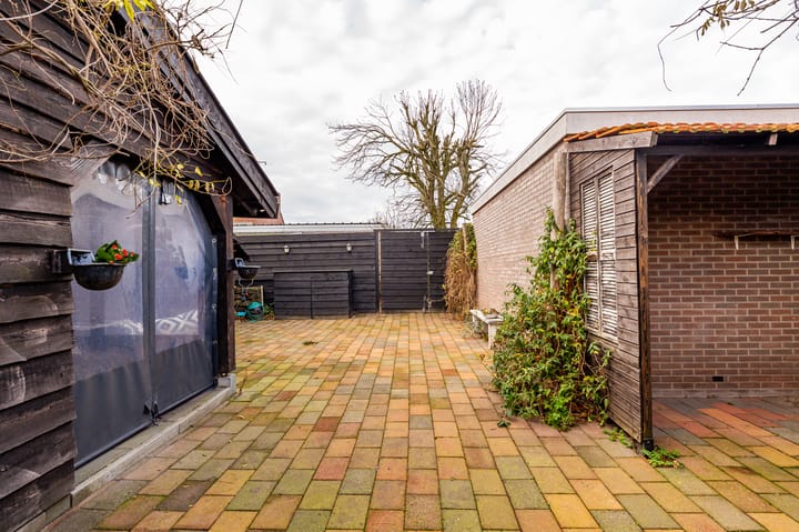 Foto 43 van Wethouder Robaardstraat 30-A