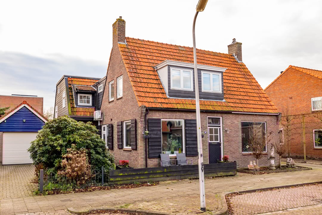 Foto 56 van Wethouder Robaardstraat 30-A