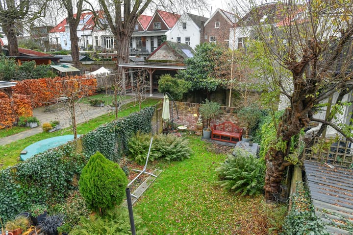 Photo 4 of Apeldoornseweg 38