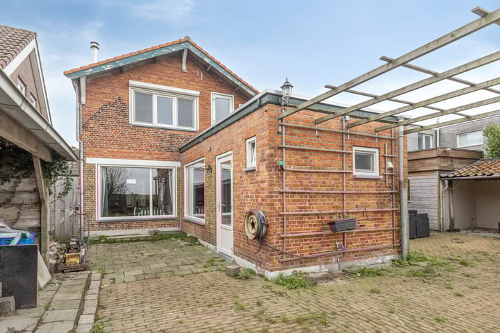 Foto 33 van Walsoordensestraat 17