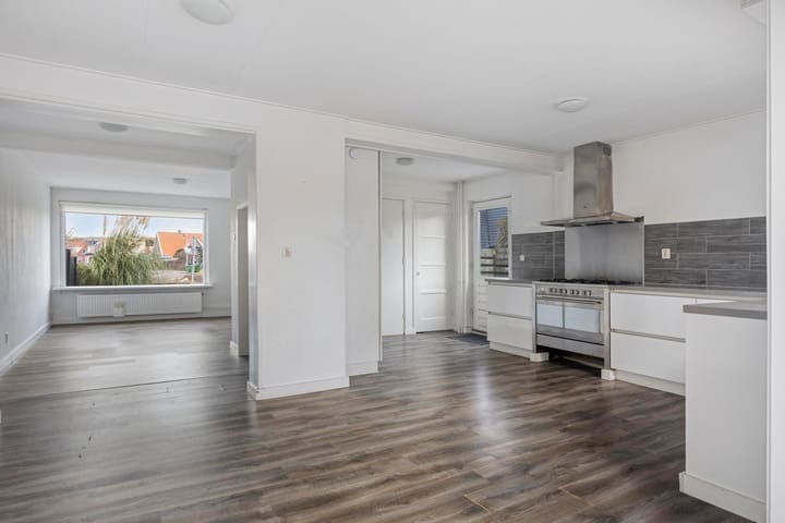 Foto 21 van Dorpsweg 12