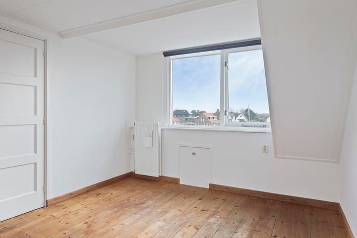 Foto 42 van Dorpsweg 12