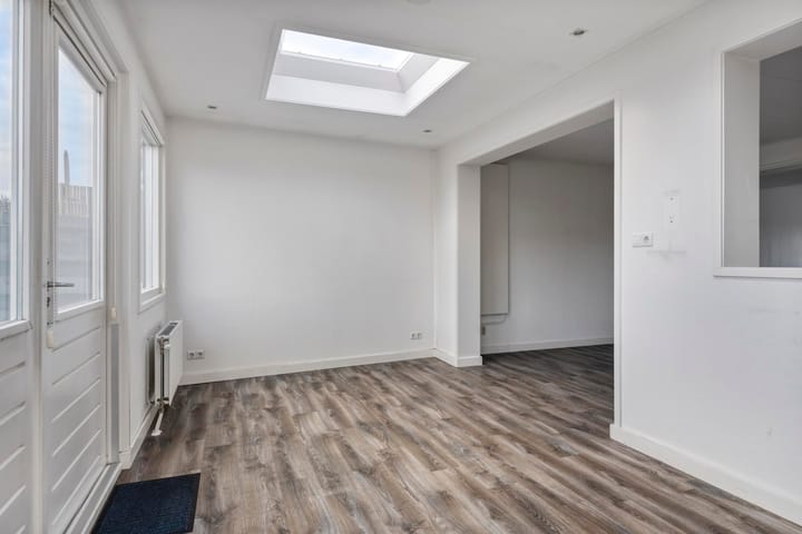 Foto 19 van Dorpsweg 12