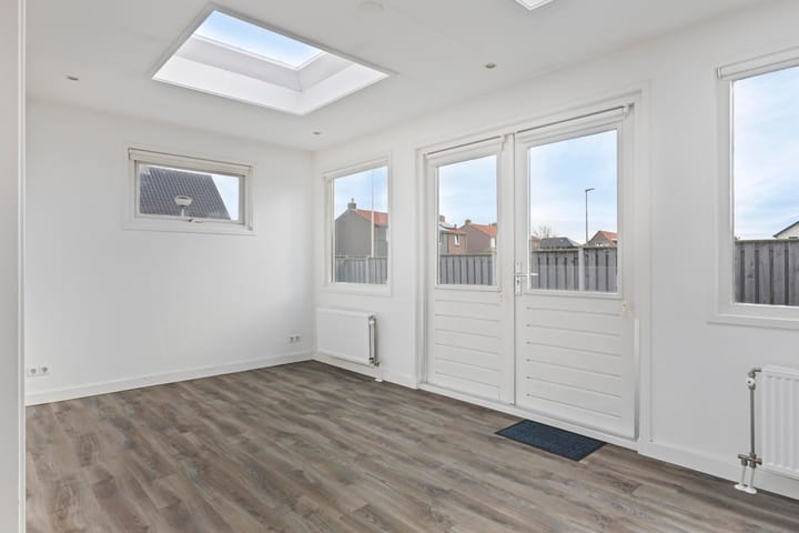 Foto 17 van Dorpsweg 12