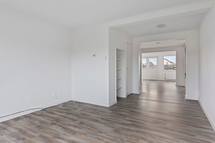 Foto 12 van Dorpsweg 12