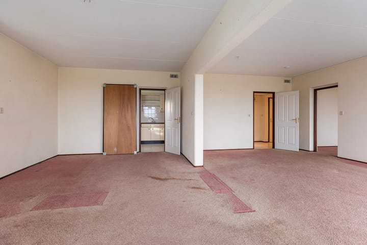 Photo 11 of Loolaan 41-56