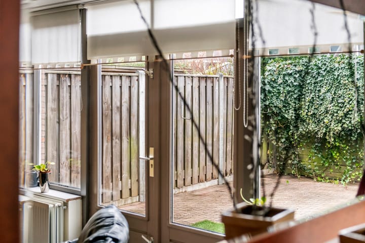 Foto 8 van Bisschop Notgerstraat 1