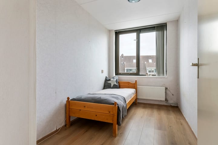 Foto 19 van Bisschop Notgerstraat 1