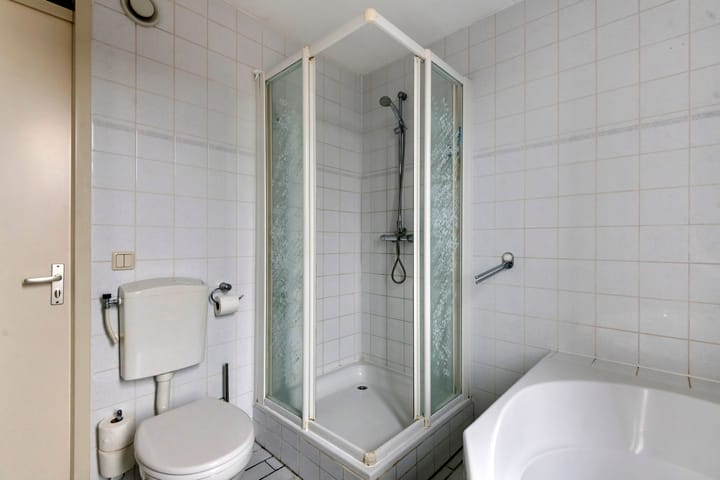 Foto 24 van Bisschop Notgerstraat 1