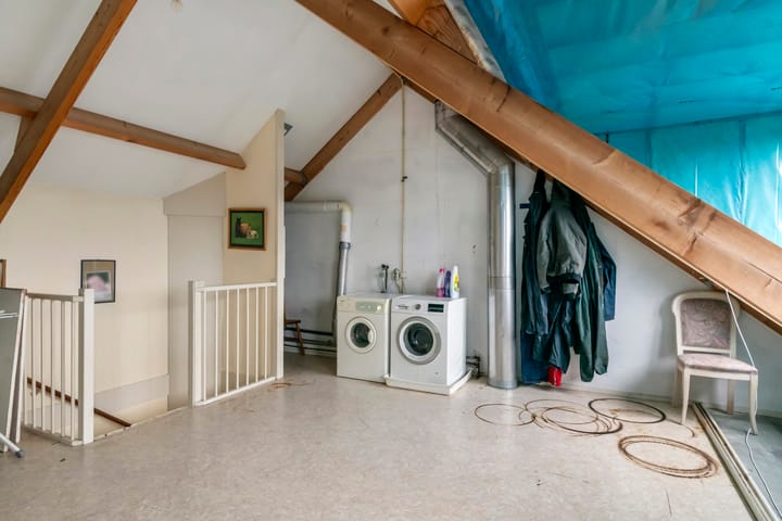 Foto 28 van Bisschop Notgerstraat 1