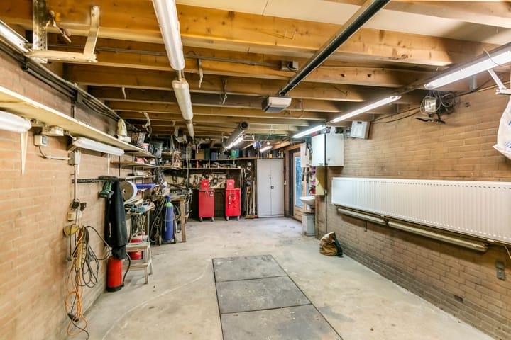 Foto 34 van Bisschop Notgerstraat 1