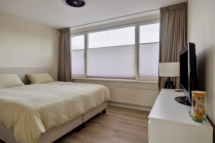 Foto 17 van P. de Hooghstraat 7