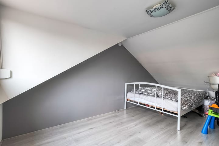 Foto 31 van Wethouder Robaardstraat 22