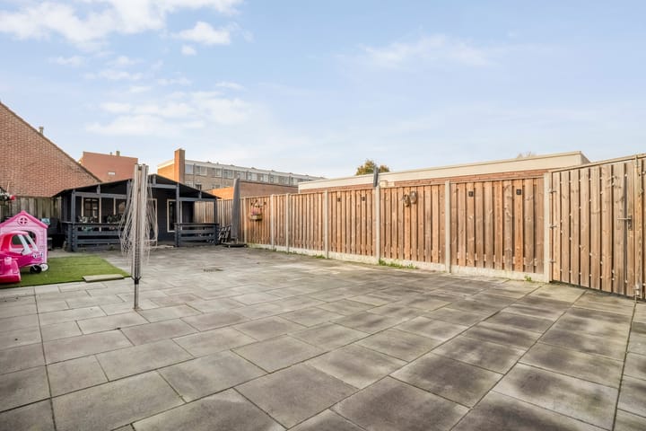 Foto 33 van Wethouder Robaardstraat 22