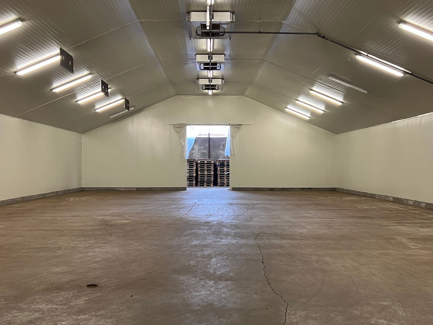 View photo 4 of Hoofdweg 128