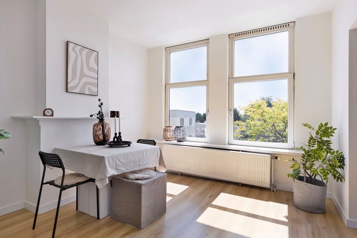 Photo 2 of Putsebocht 127-B02