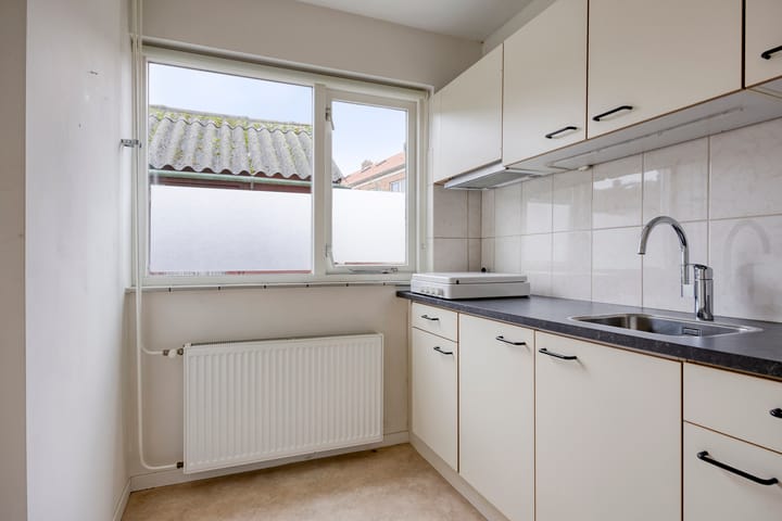 Photo 11 of Margrietstraat 10