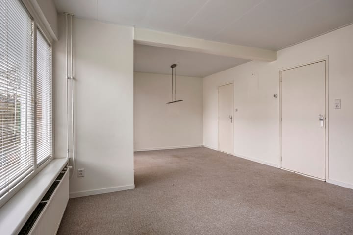 Photo 16 of Margrietstraat 10