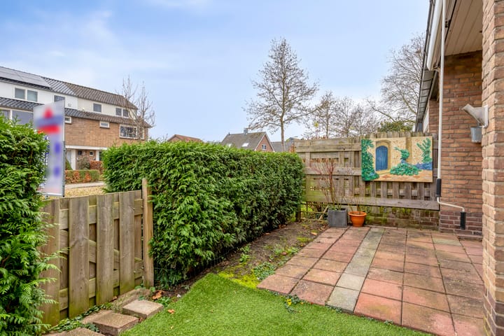 Photo 29 of Margrietstraat 10