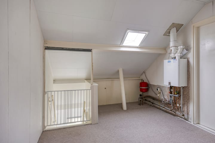 Photo 22 of Margrietstraat 10