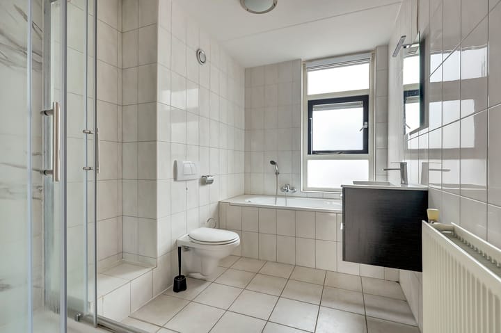 Photo 38 of Mastplein 37