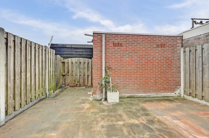 Photo 42 of Mastplein 37