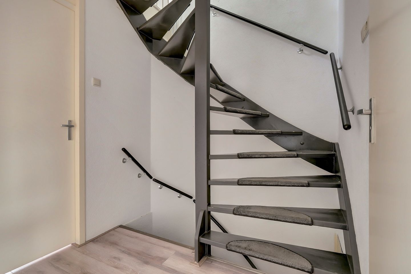 Foto 19 van Mastplein 37