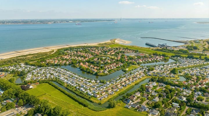 Foto 24 van Nieuwesluisweg 1-042