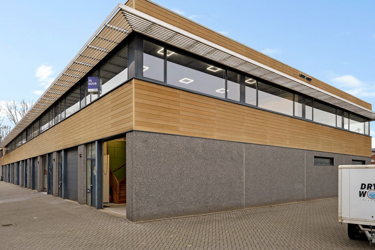 View photo 2 of Venserweg 1-N