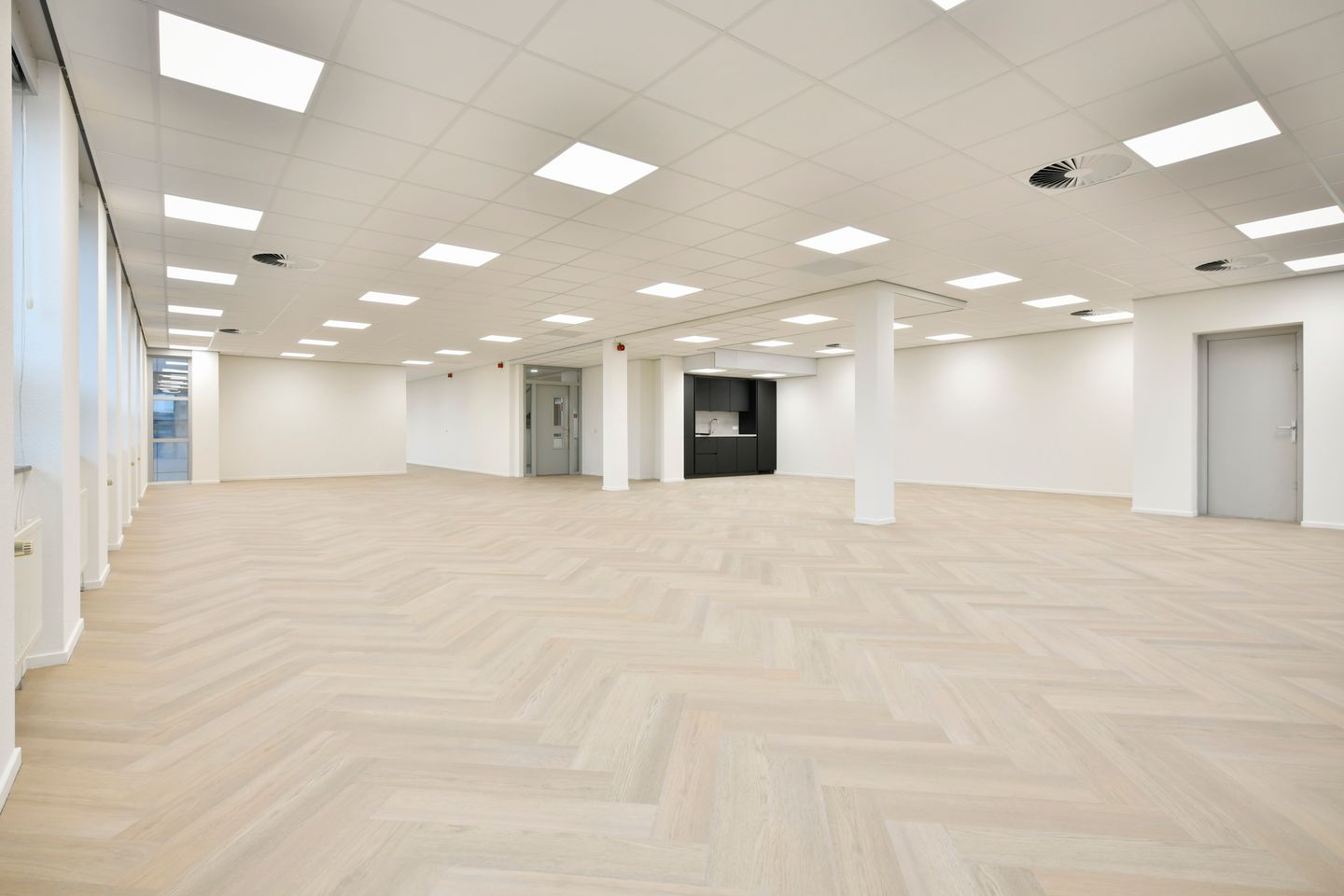 View photo 1 of Shannonweg 11