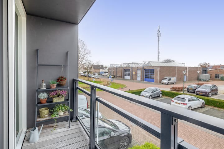 Foto 9 van Poolster 75