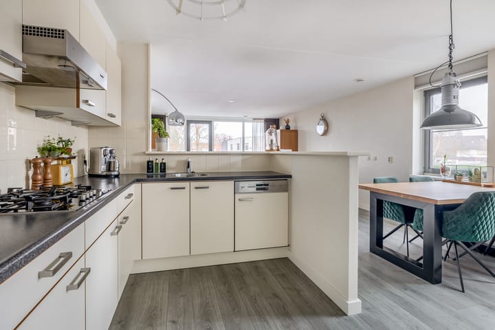 Foto 14 van Poolster 75