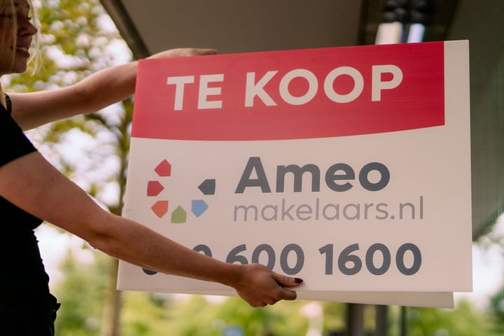 A promotional picture for the office