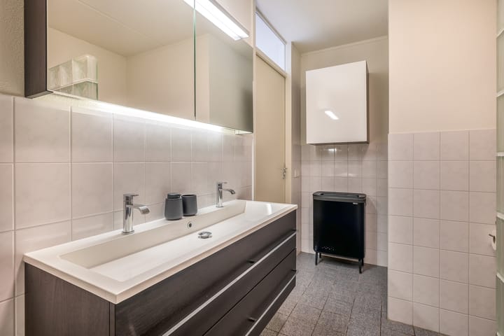 Foto 26 van Poolster 75