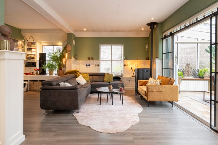 Photo 2 of Parallelweg 16