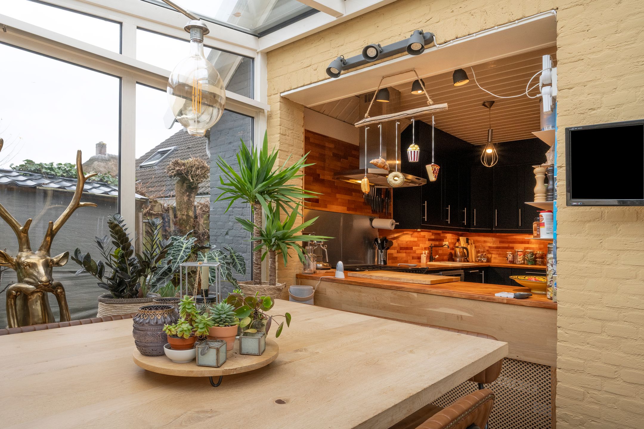 Foto 12 van Parallelweg 16