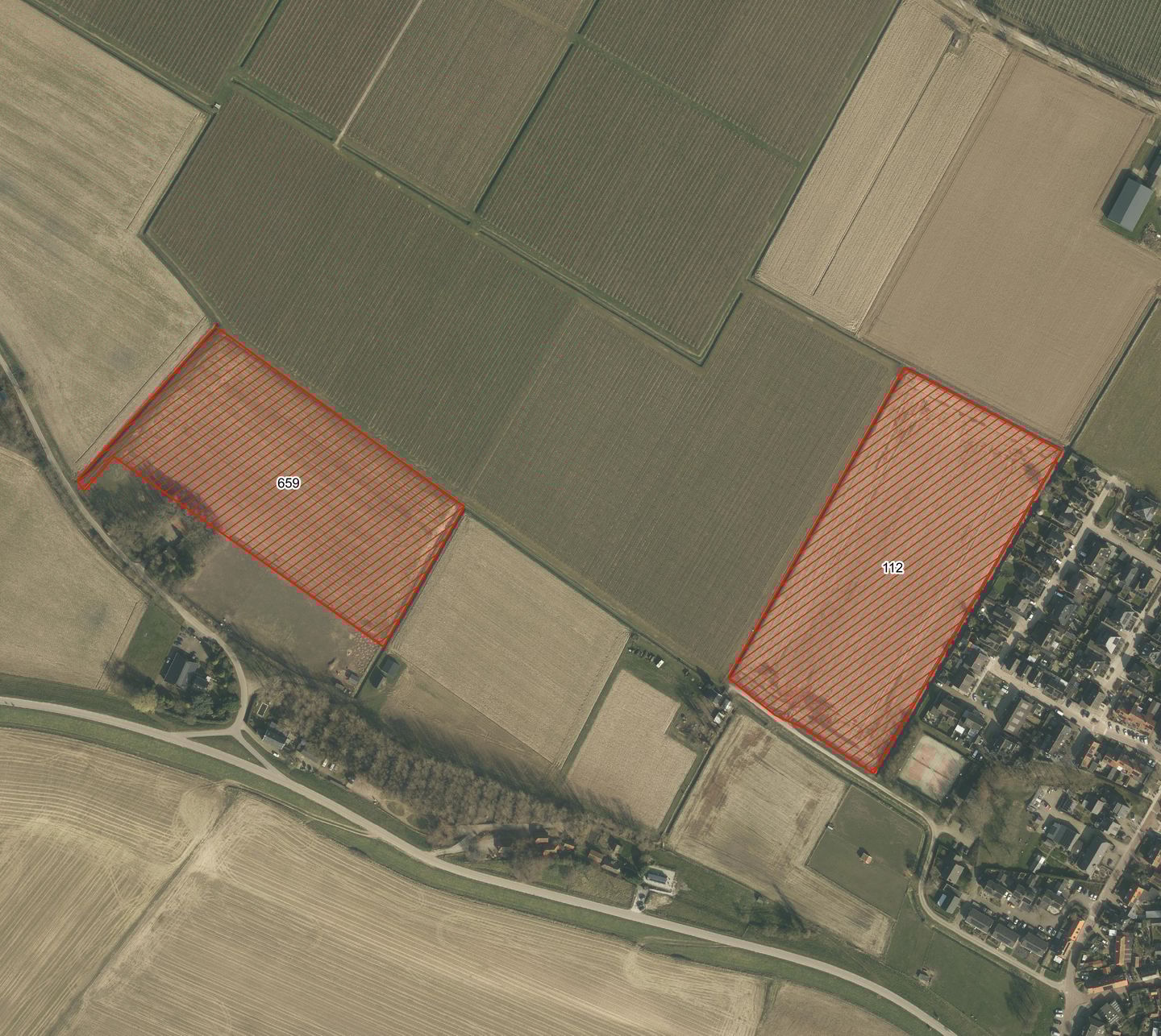 View photo 2 of Percelen achter Maasdijk