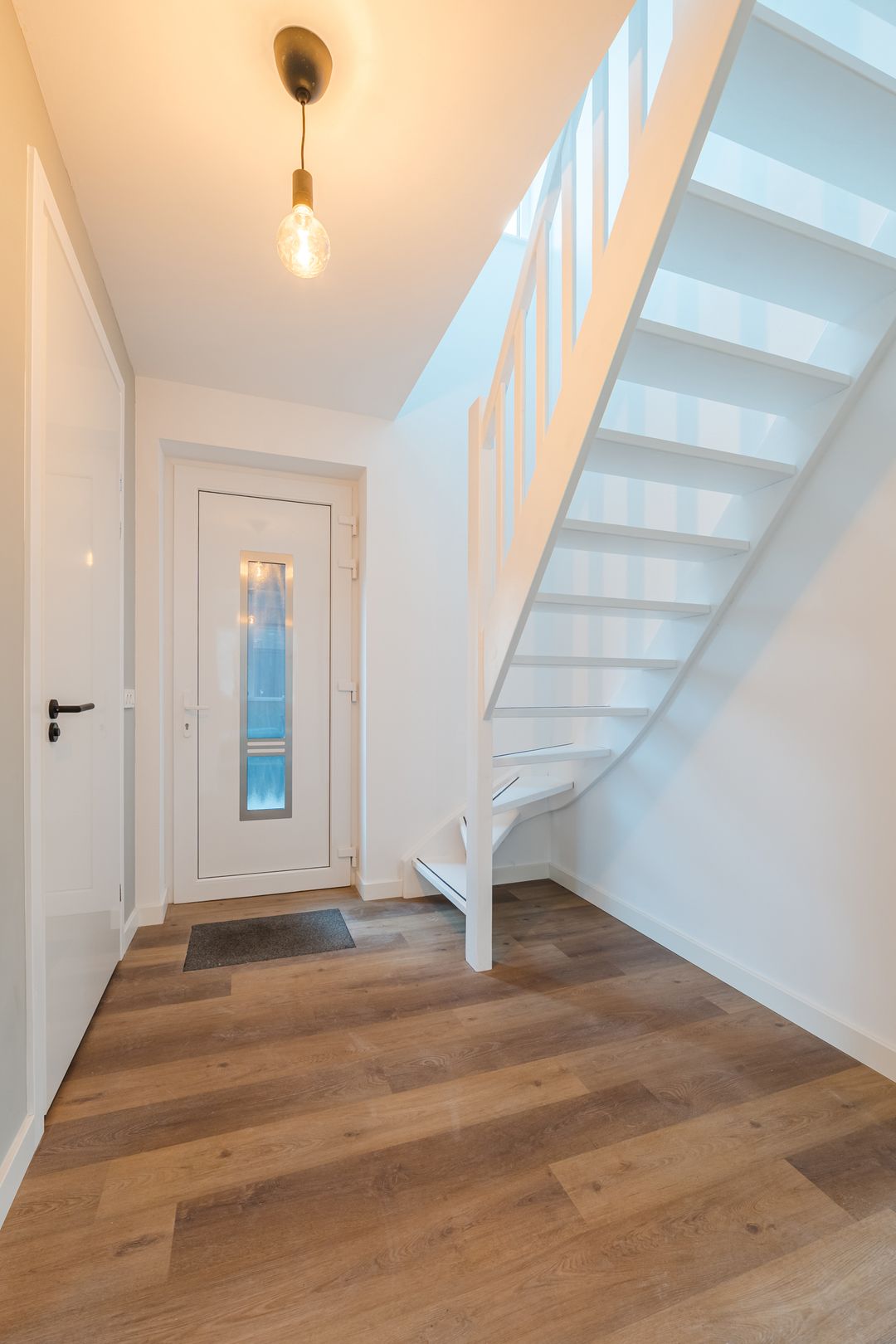 Photo 7 of Van Ruysdaelplantsoen 2