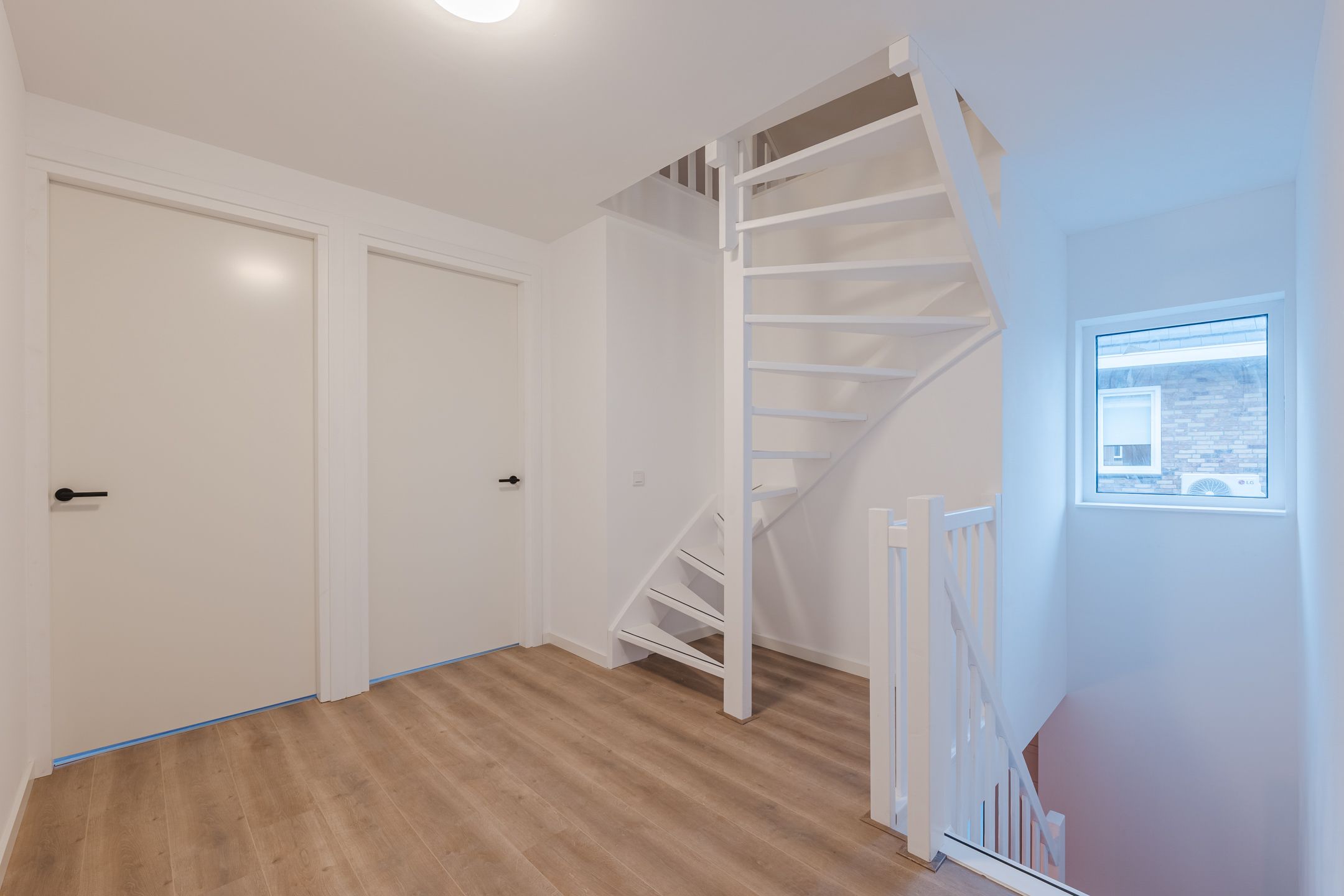 Photo 27 of Van Ruysdaelplantsoen 2