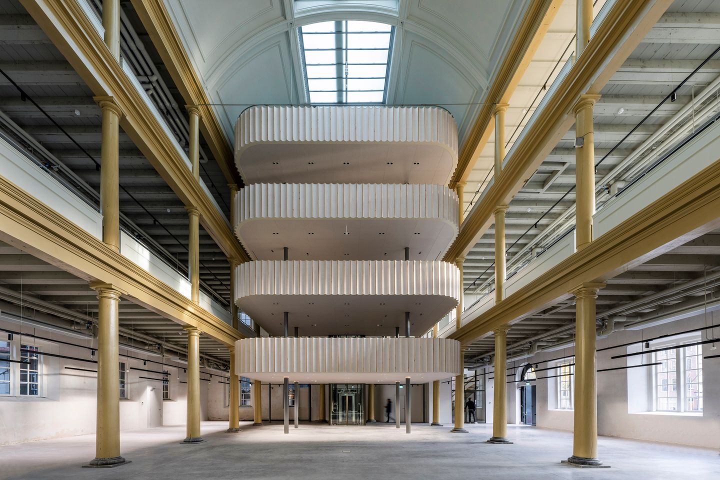 Bekijk foto 4 van Kloveniersburgwal 50