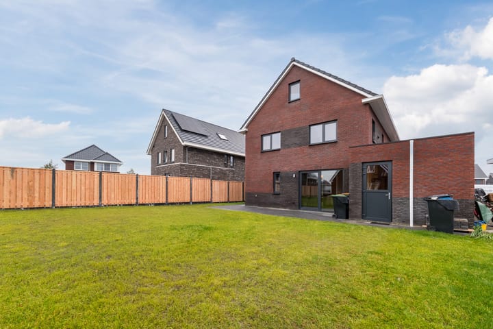 Foto 42 van Van Ruysdaelplantsoen 2