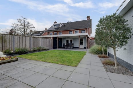 Grasakker 9 tertiary image