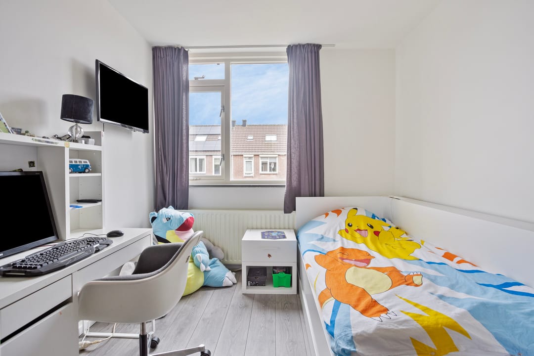 Photo 17 of Levermosstraat 60